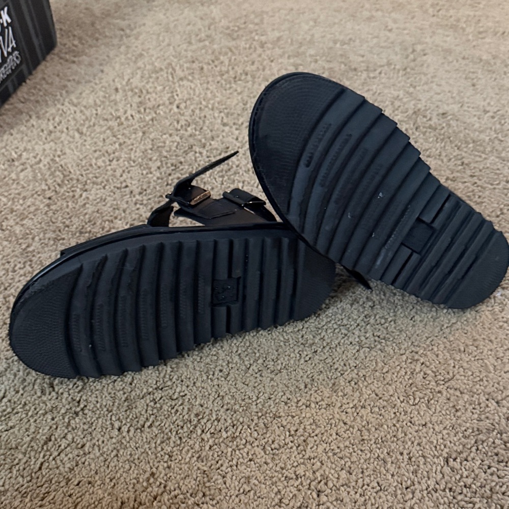 Dr. Martens Women’s Voss Black Sandals - Picture 5 of 6
